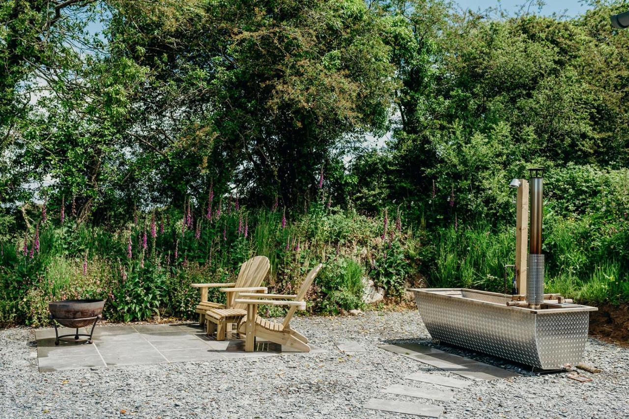 Blatchford Briar - Award Winning Private Shephards Huts With Their Own Secluded Hot Tubs Milton Abbot Luaran gambar